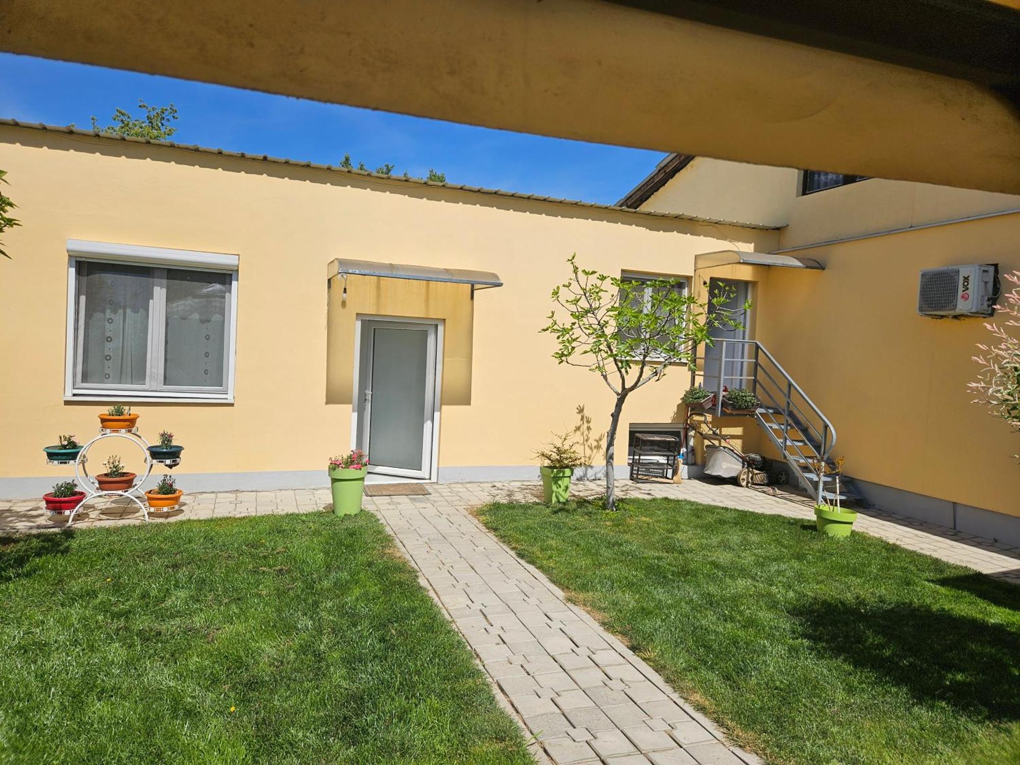 Apartments Kuca Aleksic Ni Eksteriør bilde