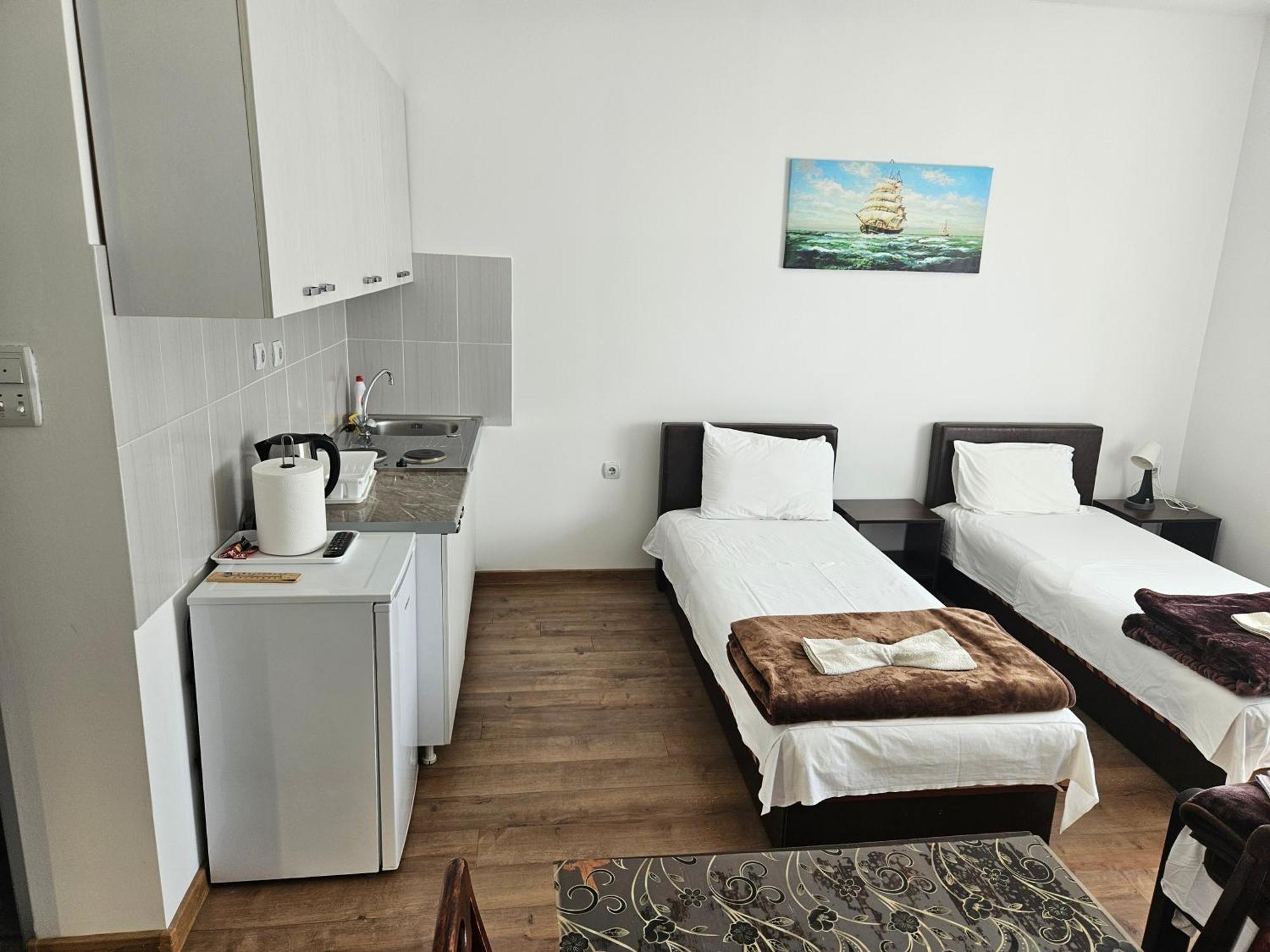 Apartments Kuca Aleksic Ni Eksteriør bilde